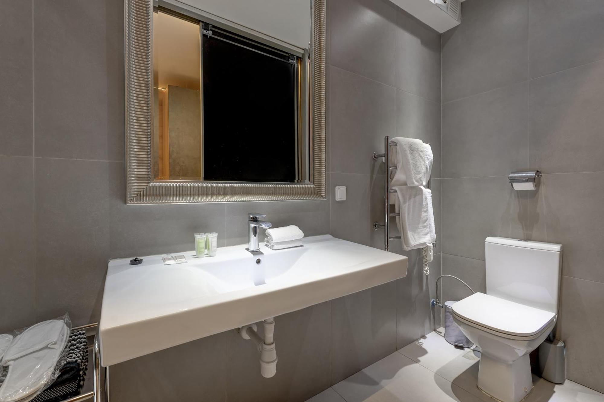 Apartments With Jaccuzi วิลนีอุส ภายนอก รูปภาพ